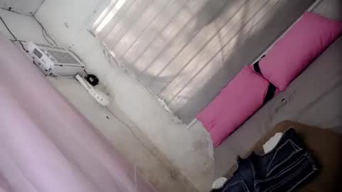 sunny_sexie online show from 05-21-26, 05:58