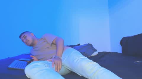 Snapshot of sunnyandevan chatting on 09-21-25, 02:13 Christian Vanessa online show from 09-21-25, 02:13