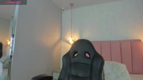  S U N N Y online show from 01-16-26, 11:58