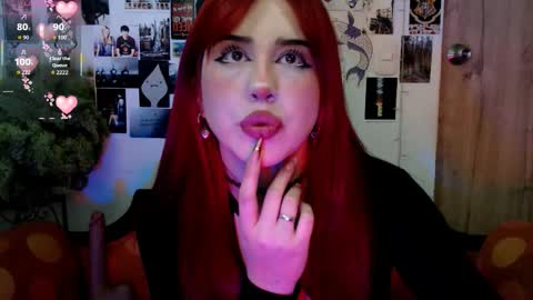 Snapshot of sunnyhottt chatting on 11-13-25, 01:26 Maria online show from 11-13-25, 01:26