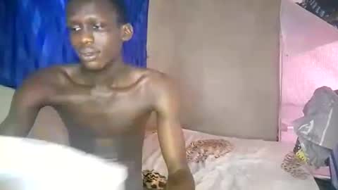 Sunnyblack2 online show from 03-10-25, 12:48