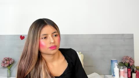 sunnywhitee online show from 03-05-26, 07:10