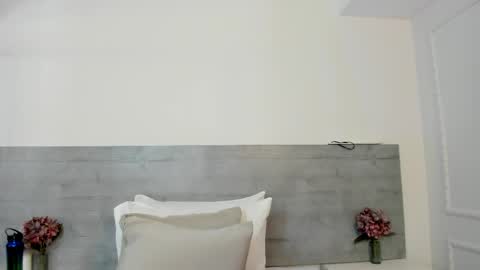 sunnywhitee online show from 06-01-26, 07:15