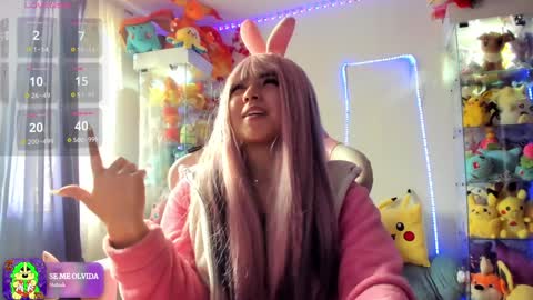 Snapshot of sunofureku_melody chatting on 12-24-24, 10:17 RAVENCLAU GIRL online show from 12-24-24, 10:17