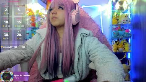 Snapshot of sunofureku_melody chatting on 01-30-25, 12:50 RAVENCLAU GIRL online show from 01-30-25, 12:50