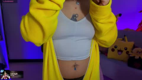 Snapshot of sunofureku_melody chatting on 09-16-25, 12:17 RAVENCLAU GIRL online show from 09-16-25, 12:17