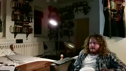 Snapshot of sunr1sa chatting on 12-16-24, 04:49 sunr1sa online show from 12-16-24, 04:49