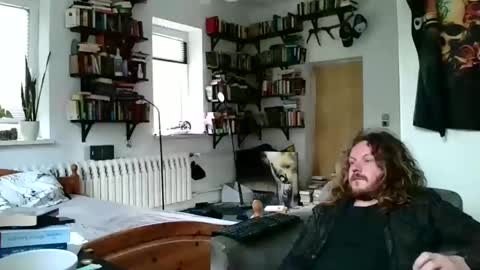 Snapshot of sunr1sa chatting on 12-25-24, 10:39 sunr1sa online show from 12-25-24, 10:39