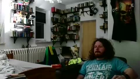 Snapshot of sunr1sa chatting on 01-16-25, 06:35 sunr1sa online show from 01-16-25, 06:35