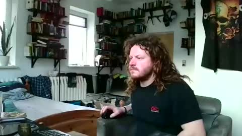 Snapshot of sunr1sa chatting on 02-09-25, 07:38 sunr1sa online show from 02-09-25, 07:38