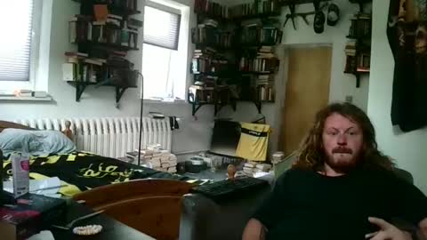 Snapshot of sunr1sa chatting on 09-08-25, 04:39 sunr1sa online show from 09-08-25, 04:39