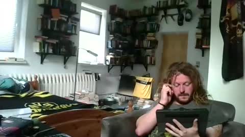 Snapshot of sunr1sa chatting on 09-13-25, 06:24 sunr1sa online show from 09-13-25, 06:24