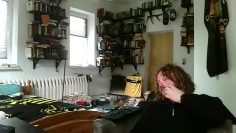 Snapshot of sunr1sa chatting on 10-11-25, 01:53 sunr1sa online show from 10-11-25, 01:53