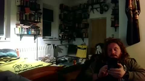 Snapshot of sunr1sa chatting on 10-15-25, 05:35 sunr1sa online show from 10-15-25, 05:35