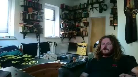 Snapshot of sunr1sa chatting on 10-21-25, 03:02 sunr1sa online show from 10-21-25, 03:02