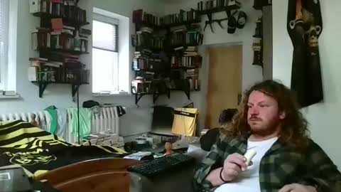 Snapshot of sunr1sa chatting on 11-08-25, 07:41 sunr1sa online show from 11-08-25, 07:41