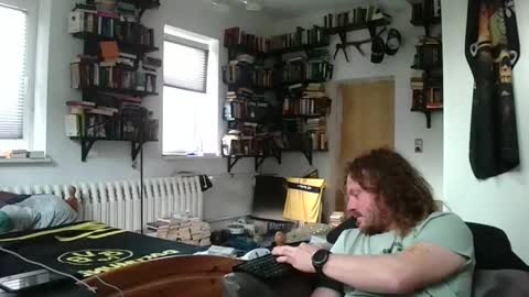 Snapshot of sunr1sa chatting on 11-18-25, 07:35 sunr1sa online show from 11-18-25, 07:35