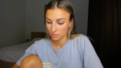 sunsetwithava online show from 09-16-25, 05:08