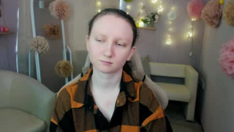 Alice online show from 05-17-26, 05:49