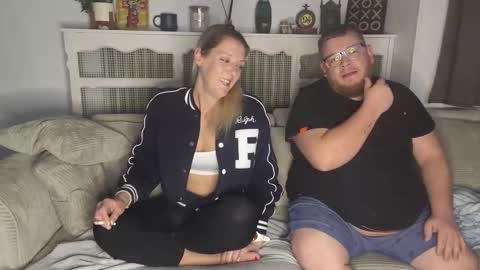 Ava online show from 12-01-25, 09:09