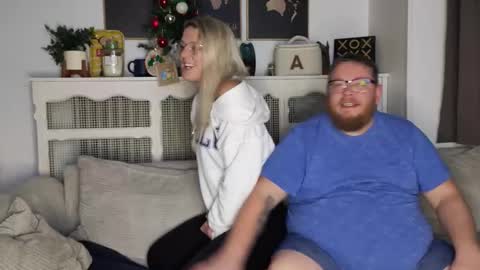 Ava online show from 12-21-25, 08:38