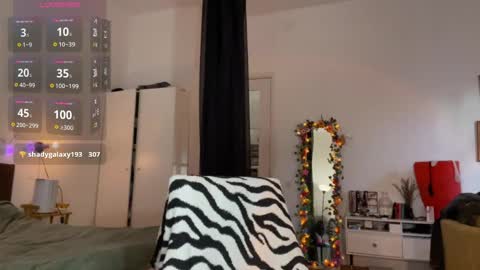 Snapshot of sunshine_lina chatting on 04-27-26, 08:12 Lina online show from 04-27-26, 08:12