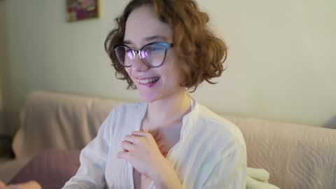 Hella online show from 04-09-26, 01:16