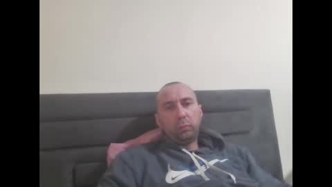 super42835015 online show from 12-22-25, 06:05