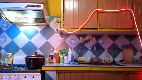 Snapshot of super_jony chatting on 10-08-25, 09:34 super jony and Marta GMT 1300-1800 every day online show from 10-08-25, 09:34