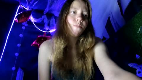 Snapshot of super_jony chatting on 11-05-25, 04:40 super jony and Marta GMT 1300-1800 every day online show from 11-05-25, 04:40