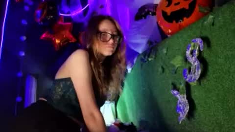 Snapshot of super_jony chatting on 11-06-25, 02:18 super jony and Marta GMT 1300-1800 every day online show from 11-06-25, 02:18