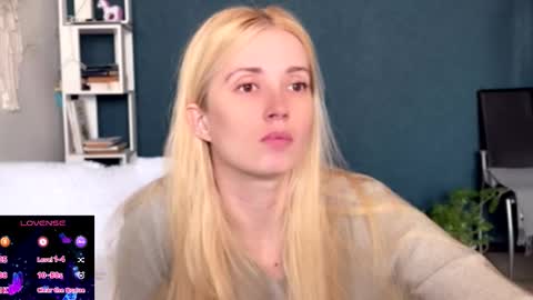 Snapshot of super_peach_stream chatting on 11-23-25, 10:04 ANNApvt open full info in bio online show from 11-23-25, 10:04