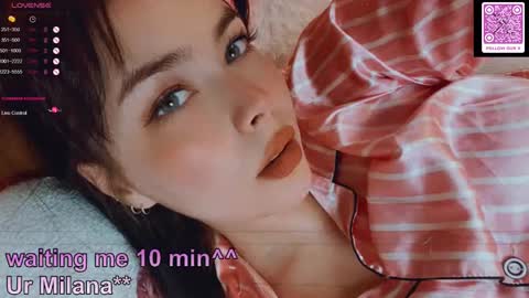 Snapshot of superbdolls chatting on 02-19-25, 11:06 Milana Scarlett online show from 02-19-25, 11:06