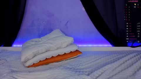 Milana Scarlett online show from 11-16-25, 05:13