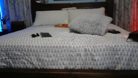 Snapshot of superbronnon chatting on 01-23-25, 10:33 Superbronnon online show from 01-23-25, 10:33