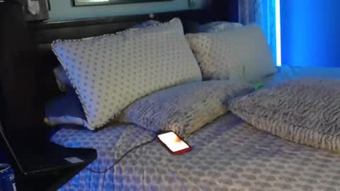 Snapshot of superbronnon chatting on 02-23-25, 03:02 Superbronnon online show from 02-23-25, 03:02