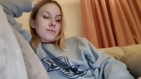 Annie online show from 01-14-25, 02:00