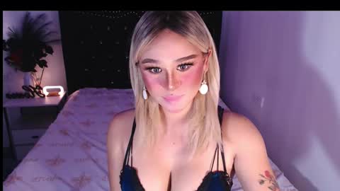 CARMINA online show from 02-13-25, 01:40