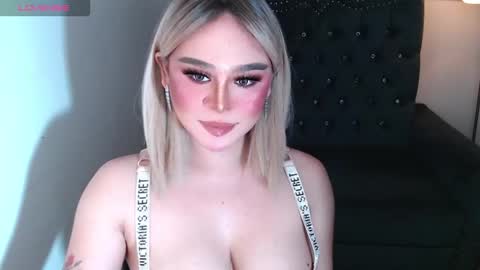 CARMINA online show from 10-20-25, 01:50