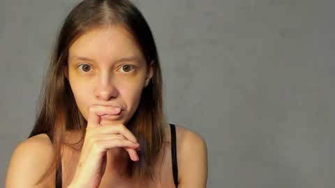 Snapshot of superior_cat chatting on 06-24-26, 10:53 Una online show from 06-24-26, 10:53