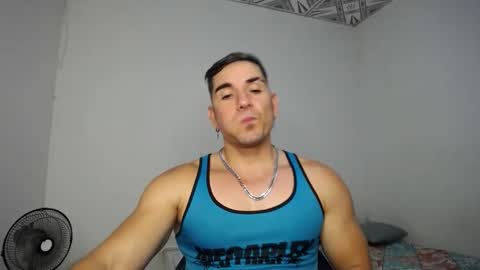 Snapshot of supermen_03 chatting on 10-19-25, 06:19 jhosh online show from 10-19-25, 06:19