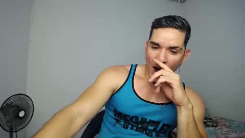 Snapshot of supermen_03 chatting on 10-21-25, 08:31 jhosh online show from 10-21-25, 08:31