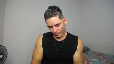 Snapshot of supermen_03 chatting on 10-28-25, 05:33 jhosh online show from 10-28-25, 05:33