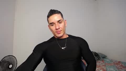 Snapshot of supermen_03 chatting on 10-29-25, 05:10 jhosh online show from 10-29-25, 05:10