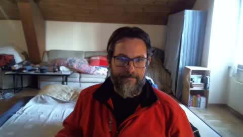 Snapshot of supersquirrel81 chatting on 10-16-25, 04:08 supersquirrel81 online show from 10-16-25, 04:08