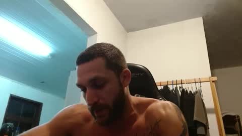 Snapshot of surfdog95 chatting on 11-02-25, 10:45 surfdog95 online show from 11-02-25, 10:45