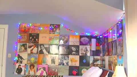 surferboy672 online show from 12-17-25, 06:47