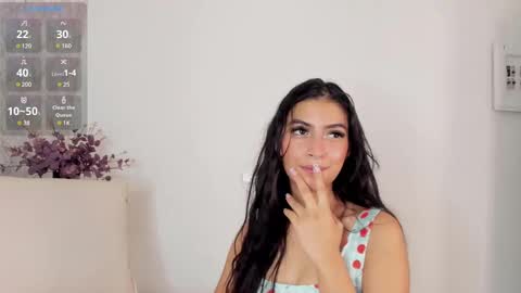 Snapshot of susana__sanchez chatting on 02-22-25, 01:57 SUSANA online show from 02-22-25, 01:57