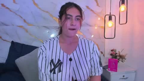 Snapshot of susana_garciia1 chatting on 04-30-26, 07:58 Susana online show from 04-30-26, 07:58