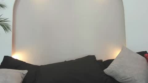 Snapshot of susana_garciia1 chatting on 05-22-26, 06:46 Susana online show from 05-22-26, 06:46